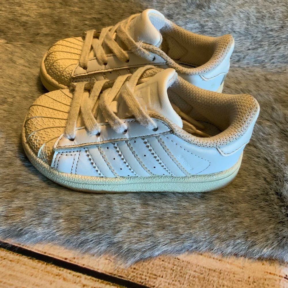 Adidas Kids White Lace Up Sneakers Size 5K